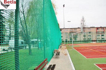Siatki Pabianice - Siatka ochronna do osłony boiska sportowego do piłki nożnej dla terenów Pabianic